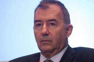 Ο Νάρκισσος Γεωργιάδης από τα γλυκά... νερά στα βαθιά νερά του λιμανιού